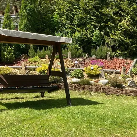 Wynajem Pokoi Beata בית אירוח בוקוווינה טטז'אנסקה